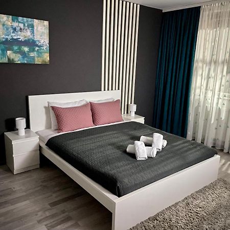 Royal Apartment Brasov Bagian luar foto