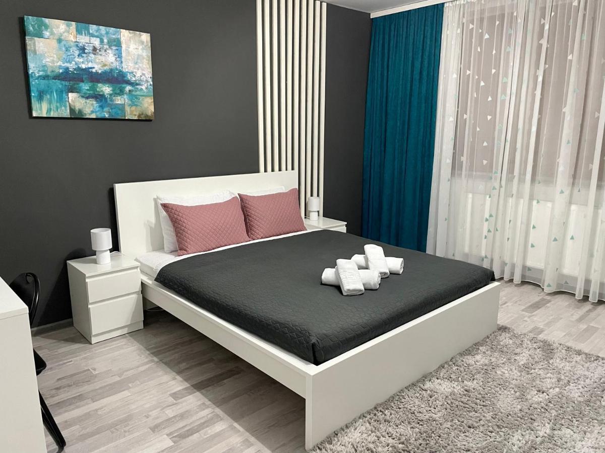 Royal Apartment Brasov Bagian luar foto