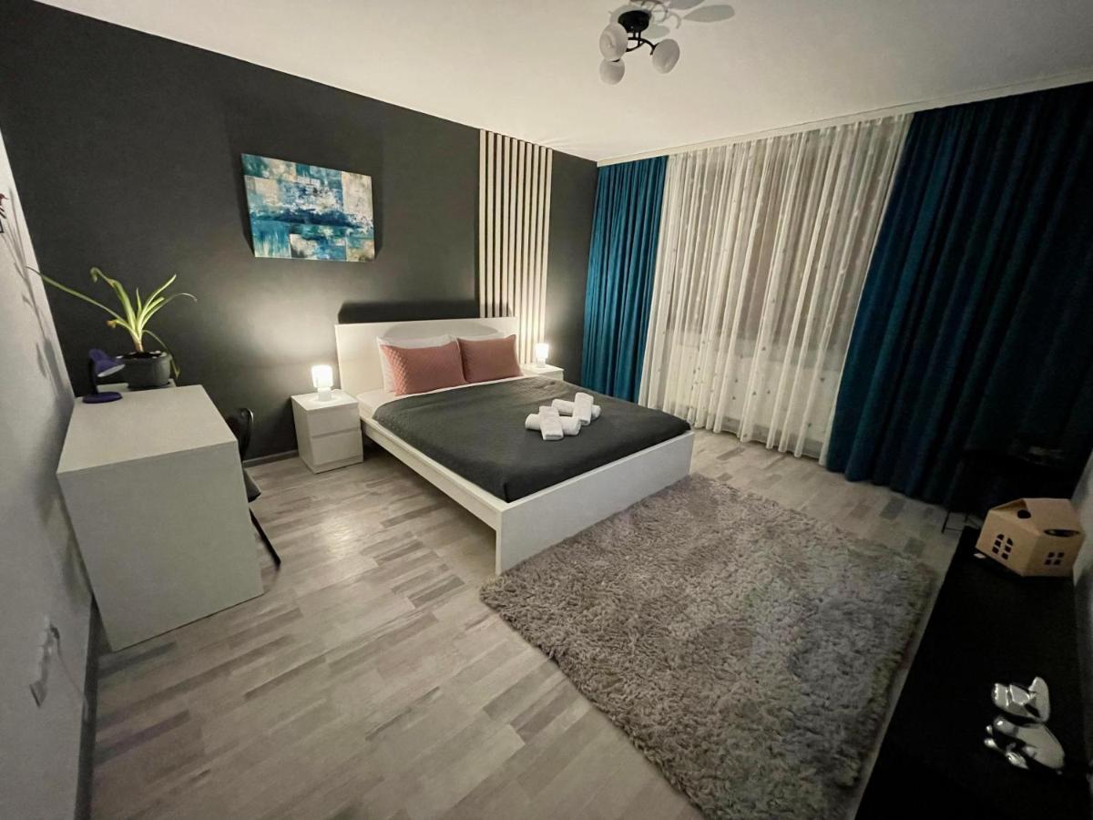 Royal Apartment Brasov Bagian luar foto
