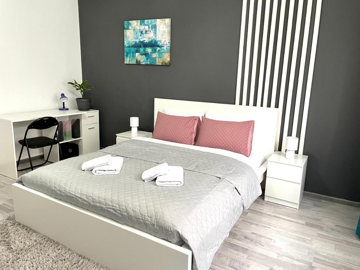 Royal Apartment Brasov Bagian luar foto